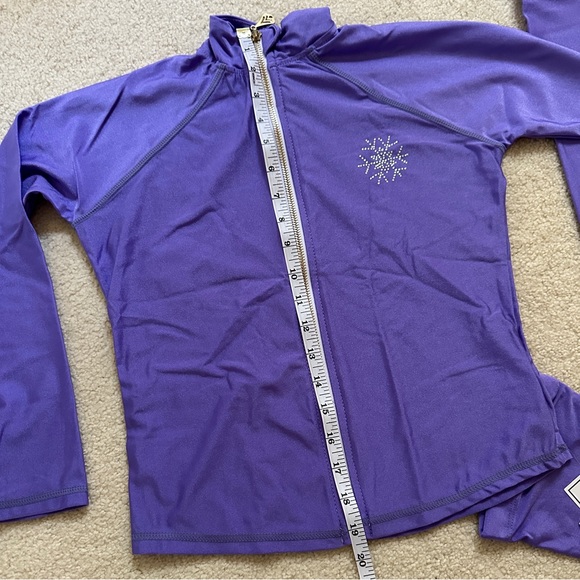 New ice skating jacket and pants set XS 8~10T (120~130cm) - Picture 6 of 11